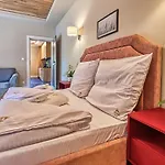 Przy Starej Piekarni Vip By Royal Aparts Appartement 4*