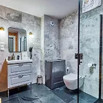 Apartment Przy Starej Piekarni Vip By Royal Aparts 4*