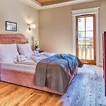 Przy Starej Piekarni Vip By Royal Aparts Apartment 4*